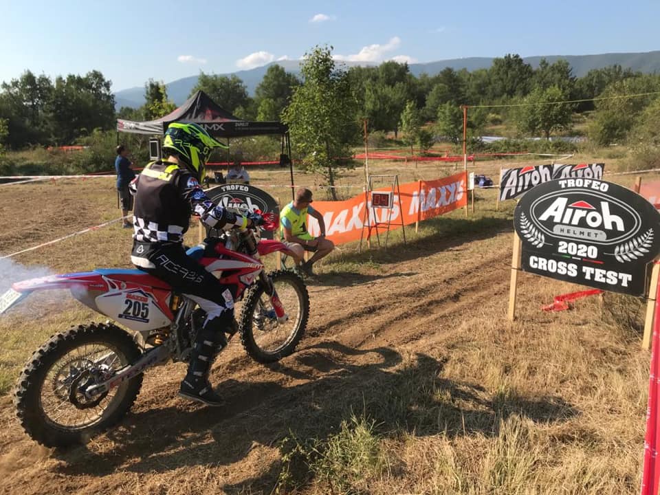 IL TEAM ENDURO VENT CONQUISTA IL MINIENDURO A ROCCAMONTEPIANO
