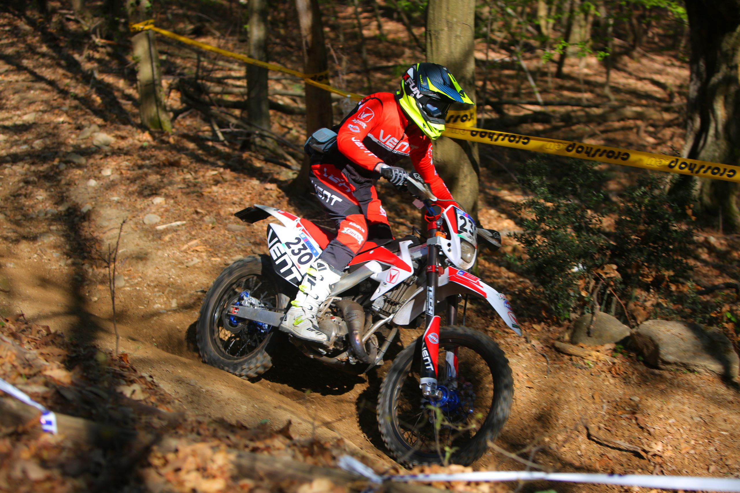 SIMONE CAGNONI PORTA VENT ANCORA UNA VOLTA SUL PRIMO GRADINO DEL PODIO